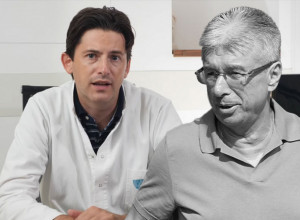 OVO JE NAJGORI SIMPTOM SA KOJIM SE SUOČIO SAŠA POPOVIĆ! Sve je bilo podnošljivo dok se nisu pojavile metastaze, čuveni onkolog dr Spurnić otkriva: Kosti postaju krte poput stakla!