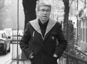 ZAŠTO JE SAŠA POPOVIĆ BIO NEPREPOZNATLJIV PRED SMRT? Ovo mu je uradilo opako oboljenje, a dobijao je lek koji se prepisuje samo u posebnim slučajevima - njegovi efekti su snažni!