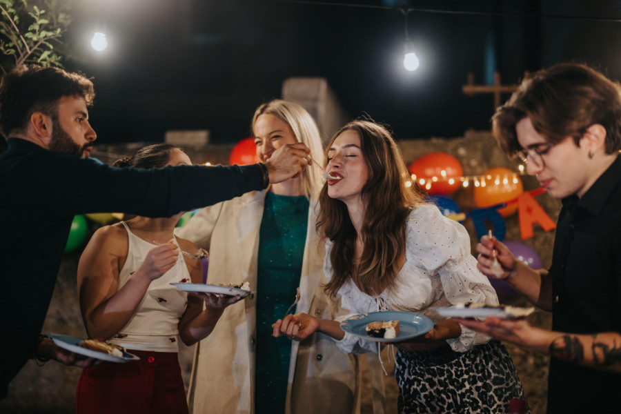 SRBI SVAKODNEVNO TAMANE OVU HRANU: Ona je smrt za organizam, lekari apeluju - odmah je bacite u đubre!