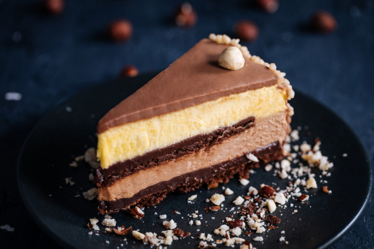 NEĆETE VEROVATI KOLIKO BRZO MOŽE DA SE NAPRAVI OVAJ NUTELA KOLAČ: I 15 minuta je mnogo - ne peče se, a ukus osvaja