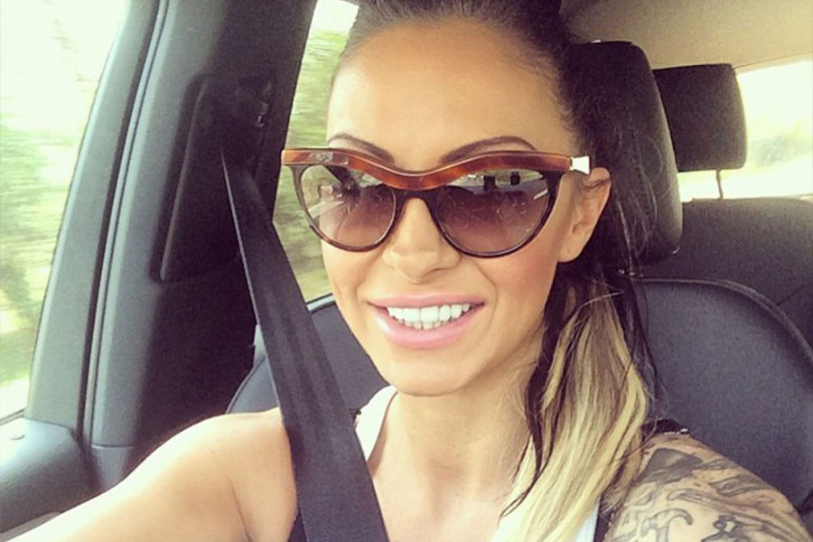 RIJALITI ZVEZDA SE JAVNO PONIŽAVA - moli za intimni odnos na društvenim mrežama: Nakon 10 godina celibata, sada je nezaustavljiva (FOTO)