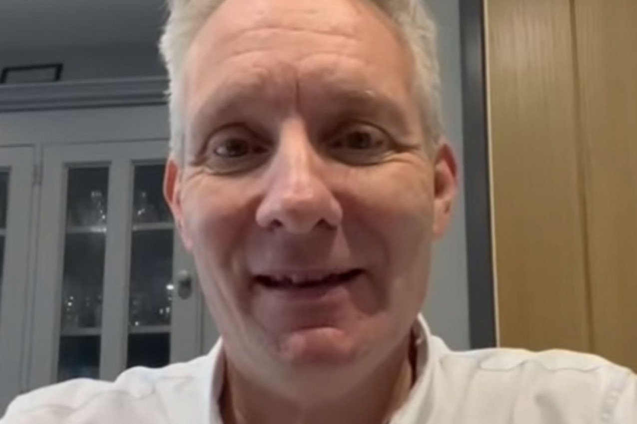 FILIP TVRDI DA SU GA OTELI VANZEMALJCI I OTKRIVA ZNAKOVE DA SE TO I VAMA DOGODILO, IAKO TOGA NISTE SVESNI: Njegova ispovest ledi krv u žilama! (VIDEO)