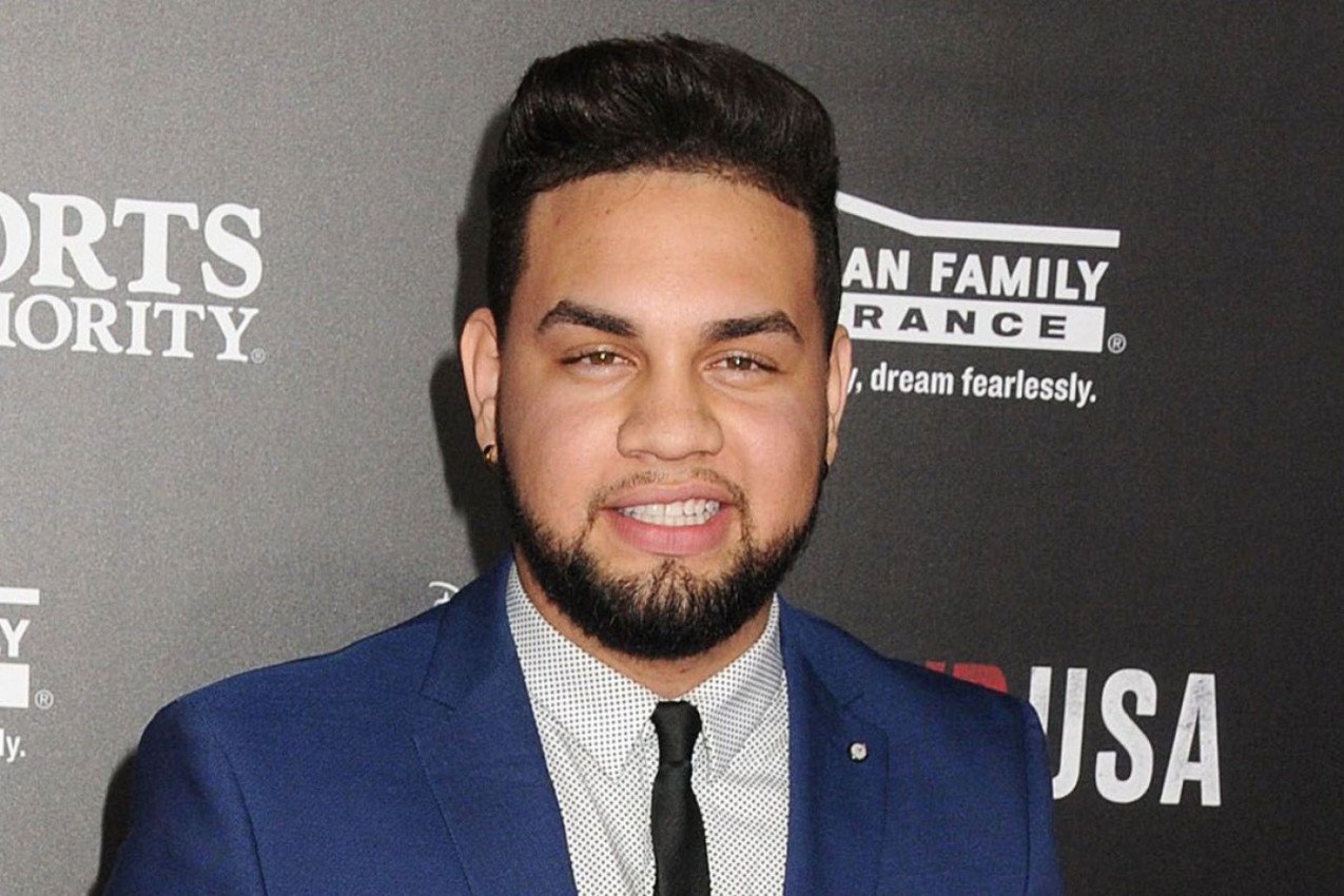 DA LI JE MOGUĆE DA JE JUTJUBER OVO URADIO RODITELJIMA, STAVIO IM POVEZ NA OČI I REKAO DA IMA IZNENAĐENJE ZA NJIH: Ljudi u šoku, sve snimljeno! (VIDEO)