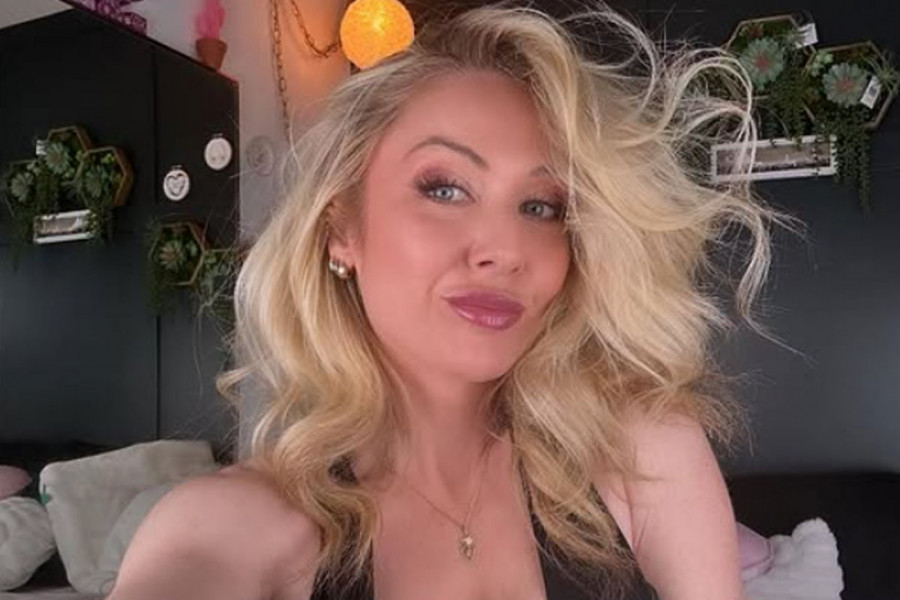 "DOŽIVELA SAM JEZIVU NESREĆU DOK SAM SNIMALA FILM ZA ODRASLE": Poznatu glumicu povredio kolega, a zbog onoga što se desilo bio je na ivici da povrati!