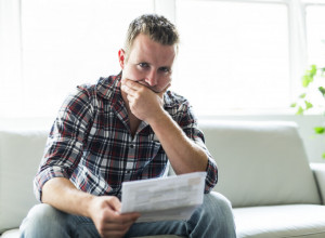 BIO JE UBEĐEN DA SREDNJI SIN NIJE NJEGOV I URADIO JE DNK TEST: Za 48 sati mu je uništen život!