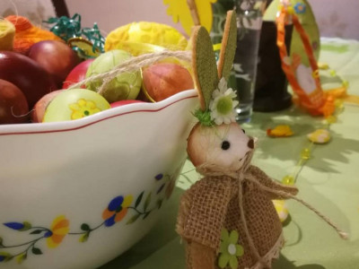 Šarenim vaskršnjim jajima se najviše raduju deca 