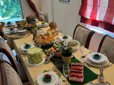 Praznična vaskršnja trpeza