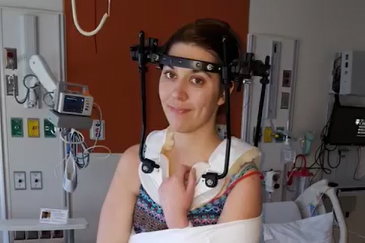 IGRALA JE FUDBAL I BUKVALNO OSTALA BEZ GLAVE: Urlala je od bolova, a lekari su su se sledili kada su videli ovo - dešava se jednom u milijardu slučajeva! (FOTO)