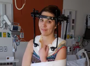 IGRALA JE FUDBAL I BUKVALNO OSTALA BEZ GLAVE: Urlala je od bolova, a lekari su su se sledili kada su videli ovo - dešava se jednom u milijardu slučajeva! (FOTO)