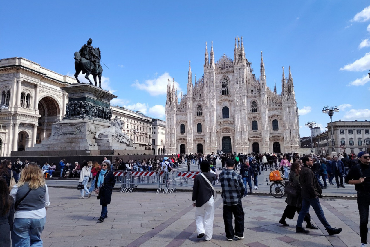 ŠTA VIDETI U MILANU ZA TRI SATA: Svi putevi vode do katedrale - gotička lepotica podizana 6 vekova i čudo arhitekture! (FOTO)