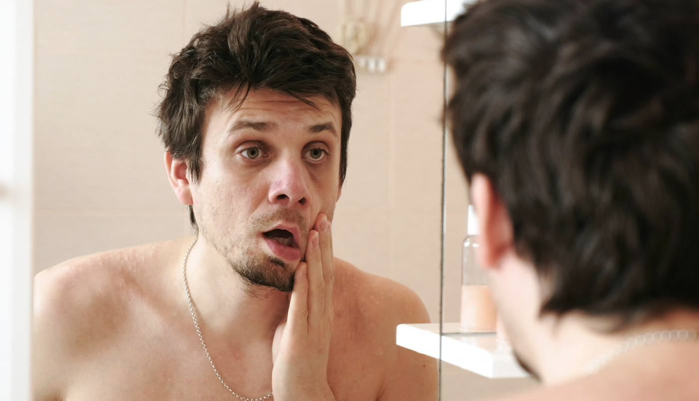 POSLE PIJANSTVA SE PROBUDIO SAV OTEČEN, LEKARI SU MESECIMA BILI NEMOĆNI, A ON JE POLAKO UMIRAO: Jedna bizarna greška ga je umalo ubila!