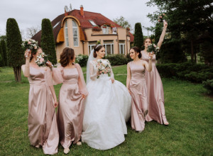 MLADA IZABRALA RUŽNE DEVERUŠE ZA SVOJU SVADBU: Kada je njena SESTRA saznala razlog, usledio je SKANDAL kakav se ne pamti!