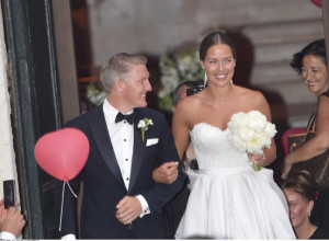 KAKO ĆE BASTIJAN POSLE SVEGA POGLEDATI U OČI RODITELJE ANE IVANOVIĆ: Jednom rečenicom je "kupio" njenog oca - a ovako su se ponašali prema zetu!