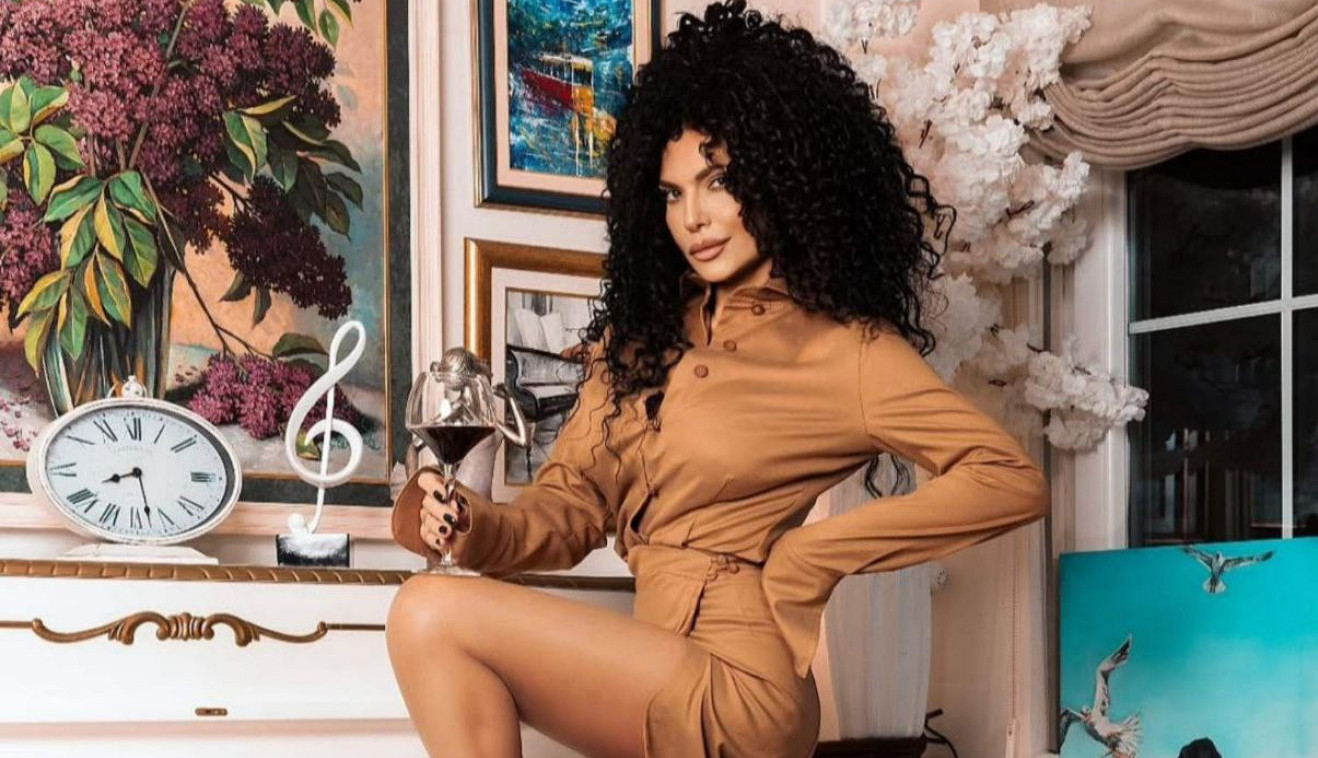 LIDIJA VUKIĆEVIĆ OTKRIVA ZA SREĆNU KAKO ĆE SE ZVATI UNUKA: Ime nosi snažnu poruku, a znači "dar sa neba"!