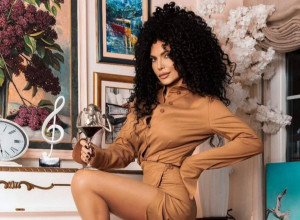 LIDIJA VUKIĆEVIĆ OTKRIVA ZA SREĆNU KAKO ĆE SE ZVATI UNUKA: Ime nosi snažnu poruku, a znači "dar sa neba"!