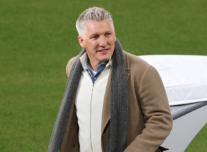 DA LI OVAKO IZGLEDA MUŠKARAC KOJI JE OSTAVIO ŽENU I TROJE DECE? Skandalozna objava Bastijana Švajnštajgera na društvenim mrežama izazvala BURU! (FOTO/VIDEO)