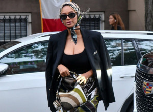 ČUVENA PEVAČICA SLOMLJENA OD TUGE: Otkriveno da joj se majka bori s rakom, ovo su bili PRVI simptomi opake bolesti!