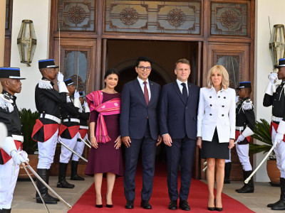 Makronova je uvek besprekorno obučena i njeni komadi odeće vrede po više hiljada evra  