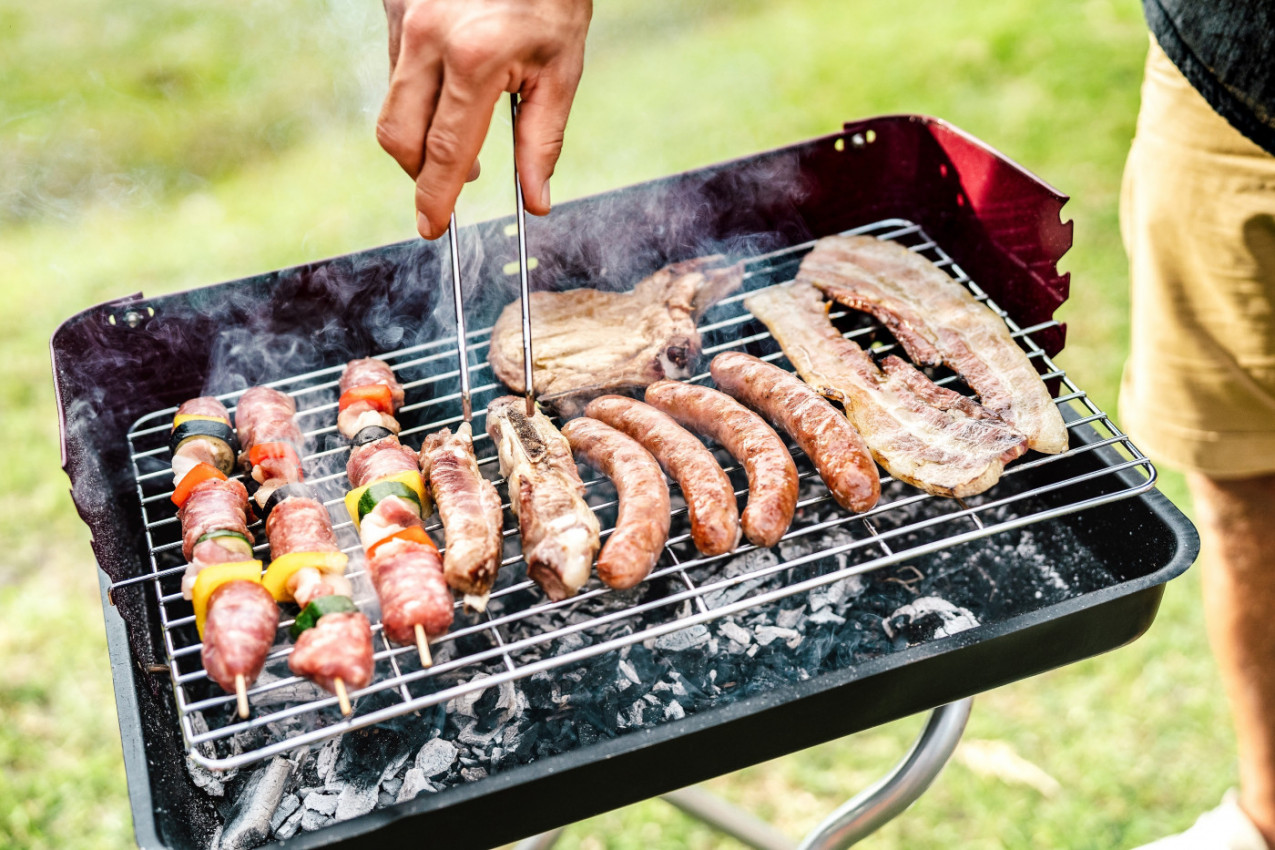 OVAJ SAVRŠEN UMAK OD MAJONEZA NAJBOLJE IDE UZ ROŠTILJ: Recept koji diže meso na viši nivo