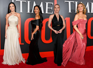 DA LI BISTE VI OBUKLE NEKU OD OVIH HALJINA? Svet bruji o toaletama zvezda koje su sinoć defilovale Njujorkom - jedna glumica sve je ostavila bez daha! (FOTO)