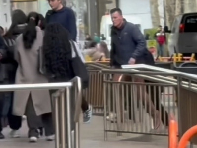 Najmlađeg Trampovog sina u stopu prati obezbeđenje