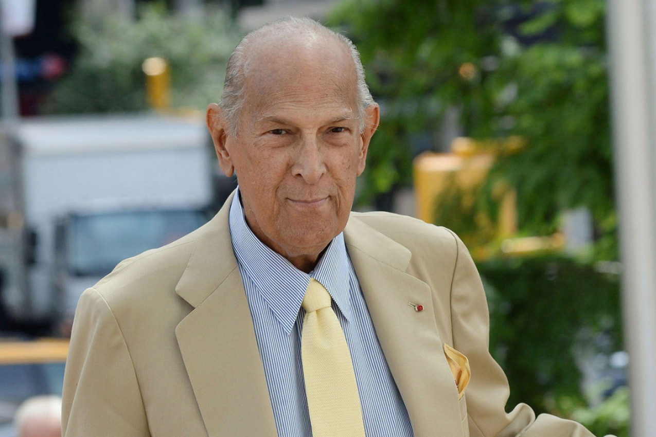 Uvek hodajte tako kao da vas prate tri muškarca.