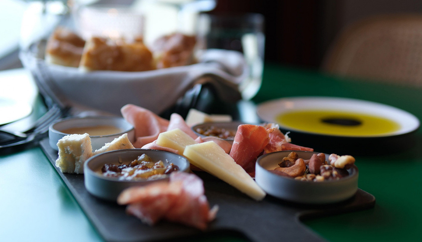 OVO JE NAJZDRAVIJI DORUČAK - PREPORUČUJU GA I LEKARI: Nema jaja, nisu ni kaše, a daje energiju organizmu od ranog jutra!