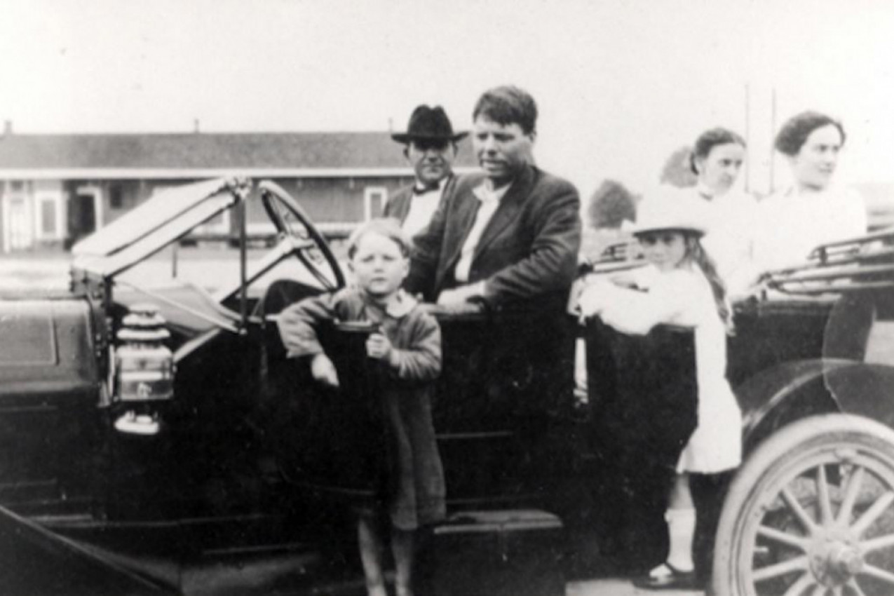 DEČAK JE NESTAO NA KAMPOVANJU - 8 MESECI KASNIJE POJAVILO SE ČUDNO DETE KOJE JE IZAZVALO ŠOK: Tvrdili su da je on Bobi, ali to nije mogla da potvrdi ni njegova MAJKA!