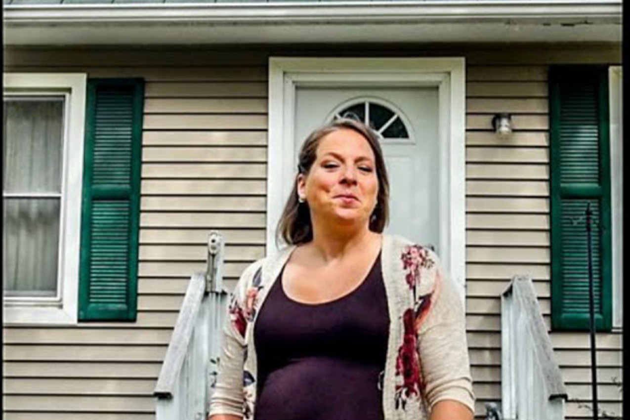 TRAŽILA JE BIOLOŠKU SESTRU SEDAM GODINA, A ONDA SAZNALA KO JE ONA! Umalo se nije srušila od šoka! (VIDEO)