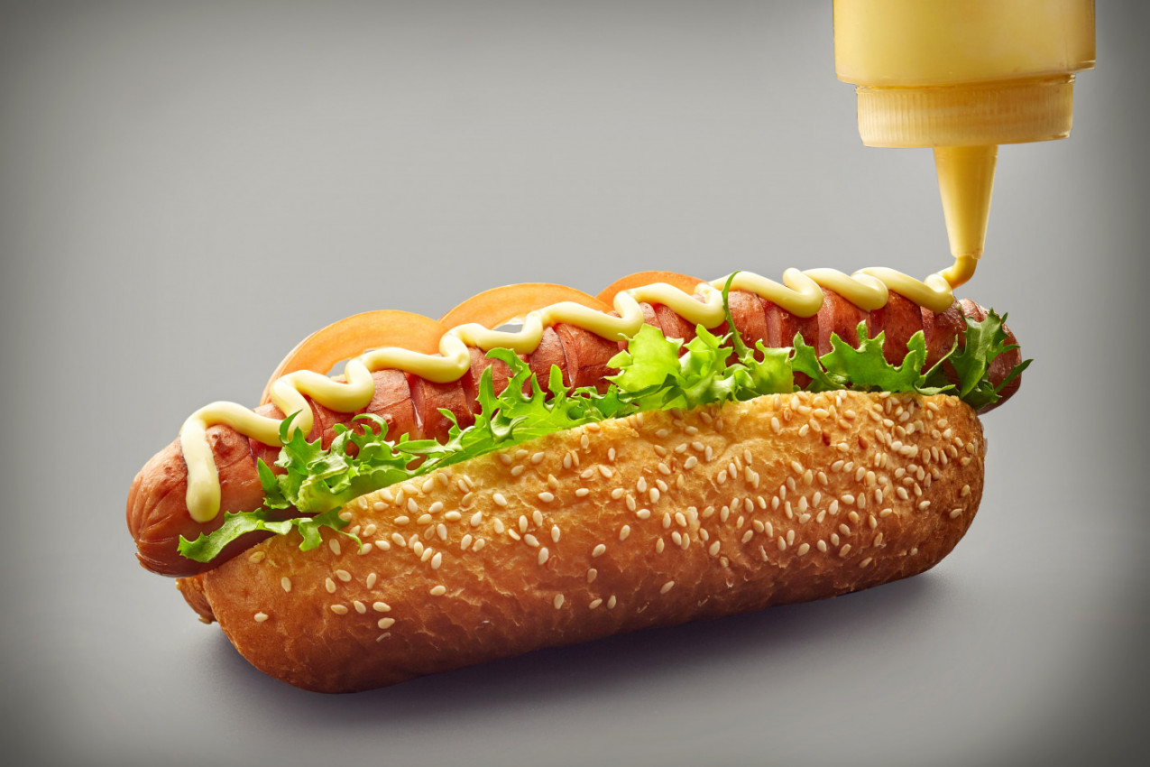 LJUDI ZANEMELI, EVO KAKO SE ZAISTA PRAVI MAJONEZ U FABRIKAMA: Svi se pitaju da li je ovo moguće?! (VIDEO)