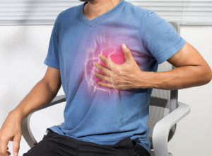 SPORI I TIHI "UBICA", PRVI ZNAKOVI UPOZORENJA SE VIDE ČAK 12 GODINA PRE SRČANOG UDARA: Ove simptome ne smete da preskočite, mogu da vam spasu život!