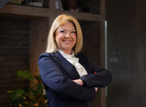 KADA DOJENJE LOŠE UTIČE NA RAZVOJ GOVORA: Čuvena doktorka Čabarkapa upozorava - jedan od najvećih razvojnih problema kod dece roditelji izazivaju OVOM rečenicom! (VIDEO)