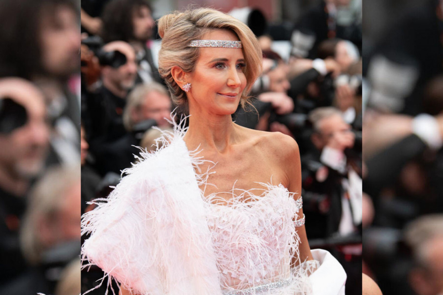 DA LI SE SEĆATE KONTROVERZNE KUME ALBANSKOG PRINCA, koja voli da pokazuje golu pozadinu na Crvenom tepihu? Kad se pojavila u Kanu, svi su stali kao ukopani!