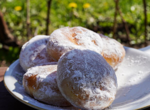RECEPT ZA KROFNE OD SAMO 2 NAMIRNICE - nisu vam potrebna ni jaja, ni mleko! Ključna sastojak mnoge iznenadi!