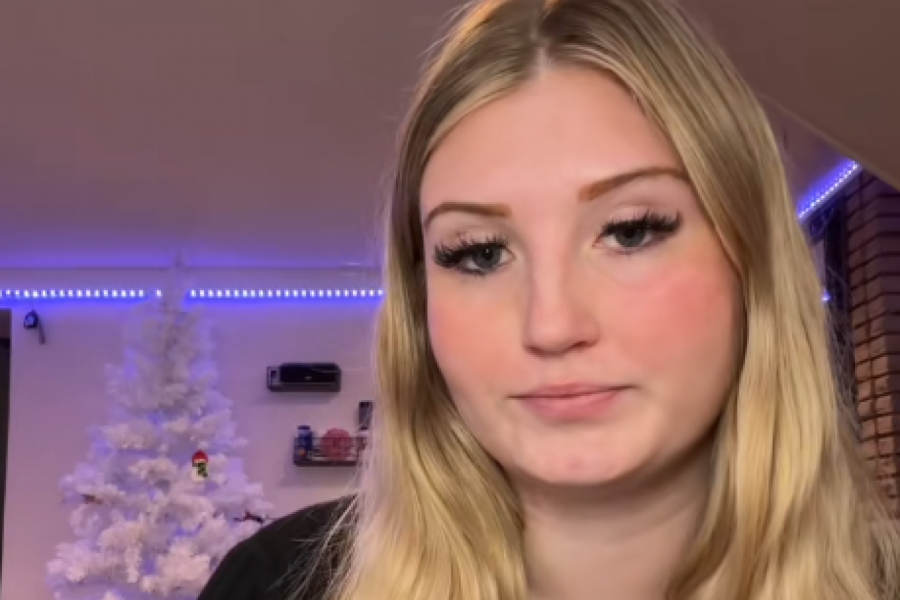 VIDEO U KOM JE OVA DEVOJKA OTKRILA SIMPTOM RAKA POGLEDALO JE VIŠE OD 2,4 MILIONA LJUDI! Svi su u neverici šta je osećala 10 godina pre dijagnoze! (VIDEO)