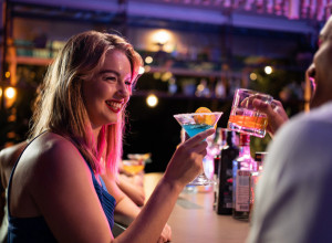 IZLAZILA SAM I MENJALA PARTNERE SKORO SVAKE NOĆI - A ONDA ME JE BOLNA ISTINA SASEKLA: Nisam mogla ni da sanjam šta se krilo u meni - RASLO JE!