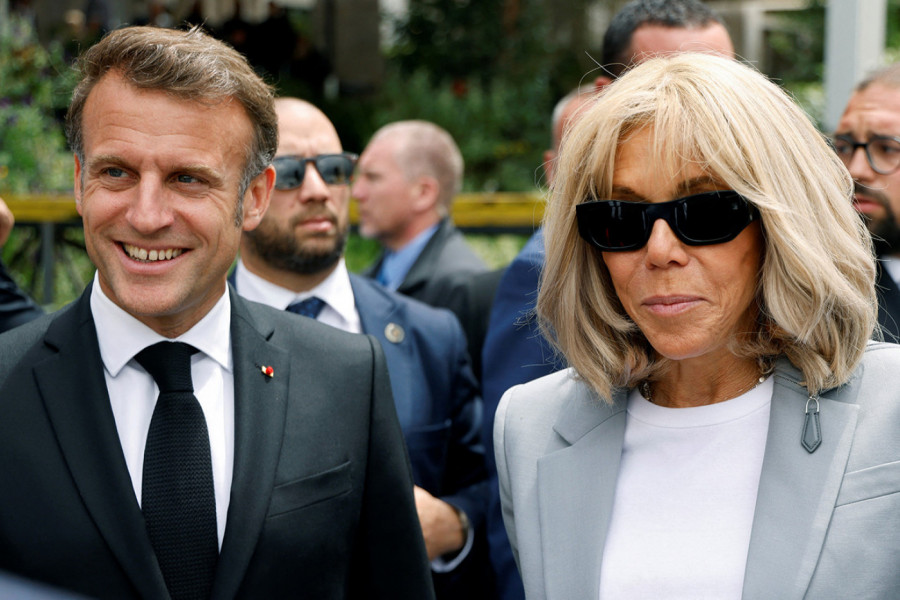 MISTERIJA O KOSI BRIŽIT MAKRON O KOJOJ BRUJI SVET: Jedna fotografija iz mladosti sve otkriva!