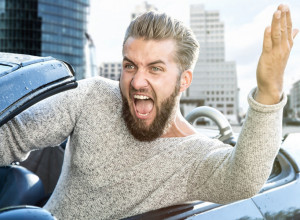 ONI SU NAJGORI VOZAČI U HOROSKOPU - A UVERENI SU DA NEMA BOLJIH: Kada su na putu, bolje se sklanjajte!