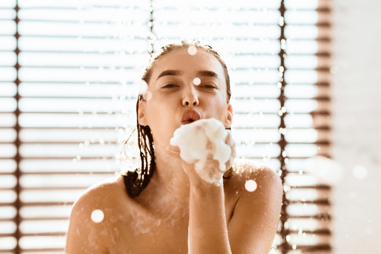 DOKTORKA KONAČNO DALA SVOJ SUD - da li je najbolje tuširati se uveče ili ujutru? Jedno se znatno više odražava na zdravlje