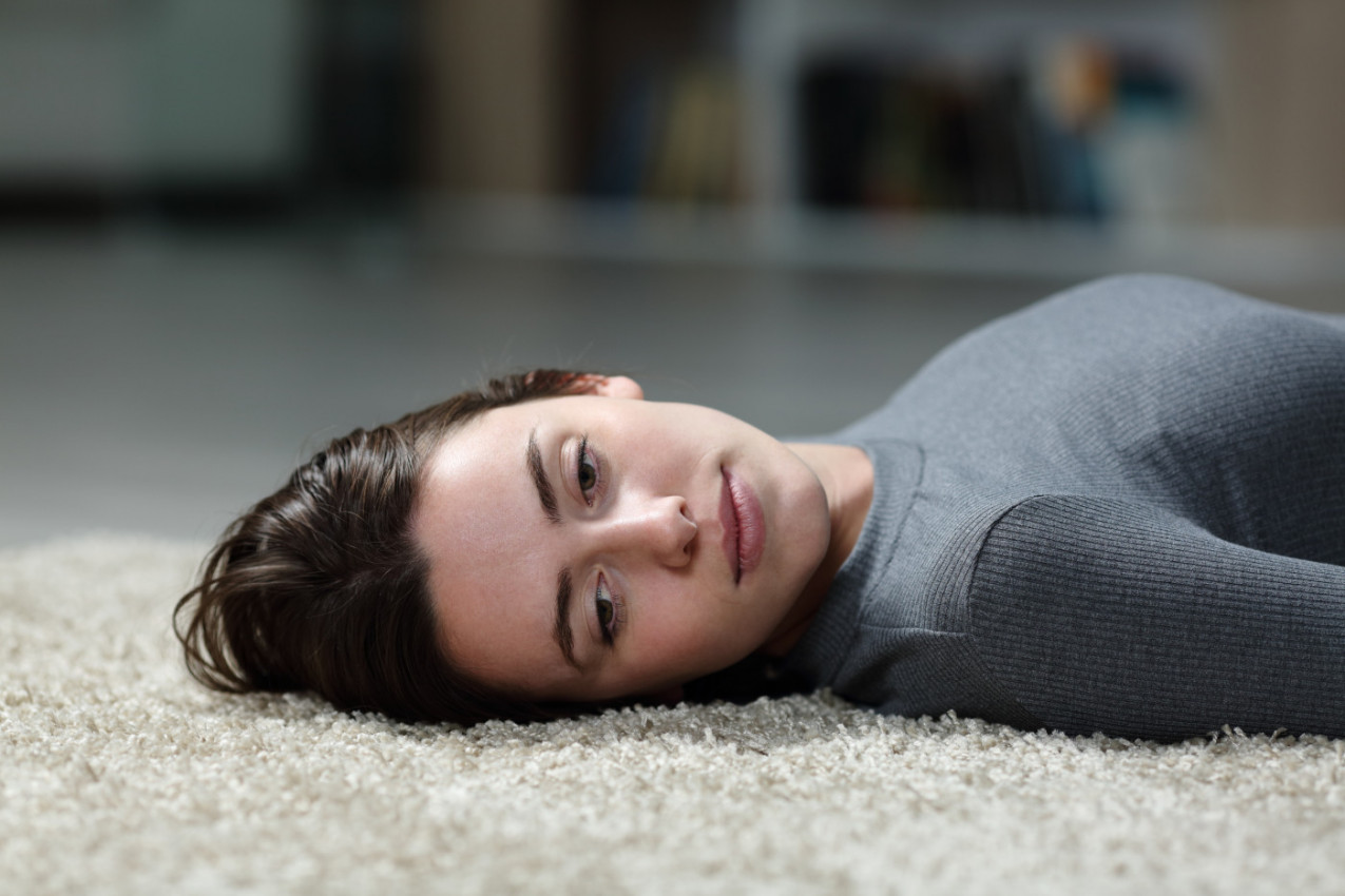 6 UPOZORAVAJUĆIH ZNAKOVA DA ŽENA IMA USAĐEN "MENTALITET SIROMAŠTVA": Najgore radi sebi, jednu stvar ne može da shvati