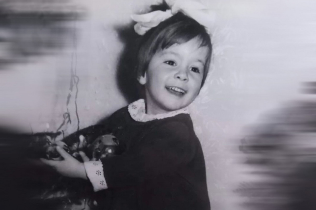 VESNA PETROVIĆ JE OSTAVLJENA KAO BEBA U JEDNOJ PRLJAVOJ KESI: Usvojena je, ali kada je odrasla otvorila je tajnu fioku i saznala ko su bili ljudi sa kojima je godinama živela!