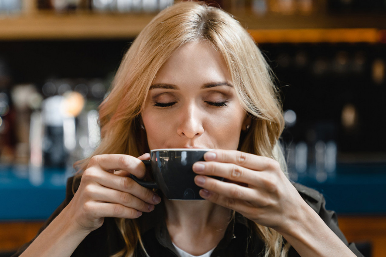 KAFE 2U1 I 3U1 UNIŠTAVAJU ORGANIZAM IZ KORENA: Prvo su na udaru pankreas i jetra - evo i zašto, čuvena nutricionistkinja upozorila SVE!