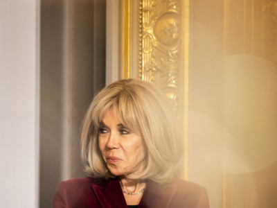 Stajling Brižit Makron