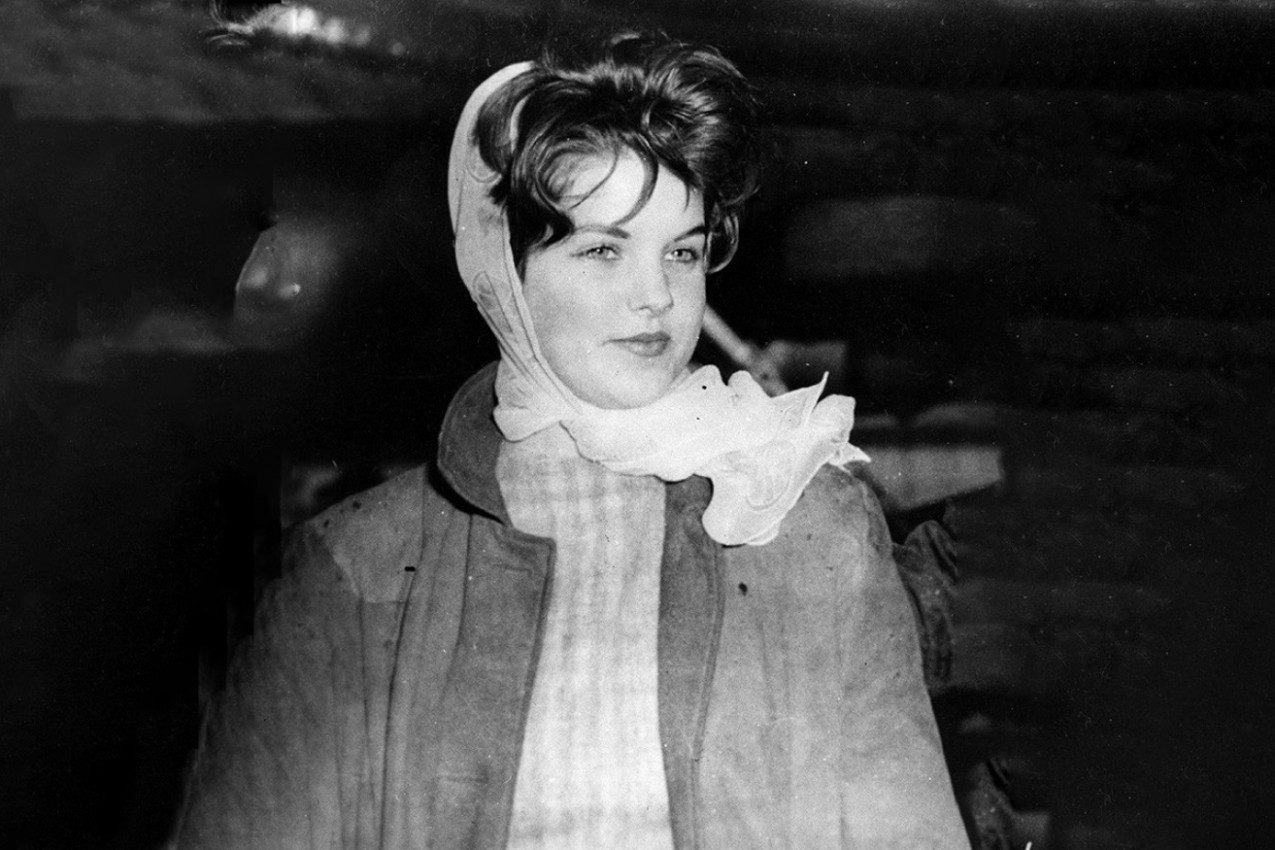 OVAKO JE IZGLEDALA KAD JE ZAVELA NAJPOŽELJNIJEG MUŠKARCA SVOG VREMENA, A DANAS PUNI 80: Zgrnula je milione nakon smrti supruga, evo i kako (FOTO/VIDEO)