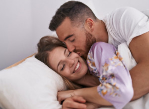 OVO JE TOP 8 INTIMNIH POZA KOJE SU ODABRALI MUŠKARCI: Razbijaju monotoniju, bude strast i donose nezamislivo zadovoljstvo i ženama!