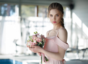 OVO JE ULTIMATIVNA BOJA OVOG LETA: Nežna, elegantna, ali moćna i pristaje svim ženama!