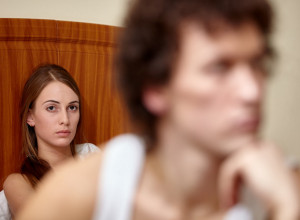 PITALA JE MUŽA ZAŠTO NISU BILI INTIMNI 8 GODINA: Njegov odgovor ju je sledio - sve je očekivala, ali ovo NE