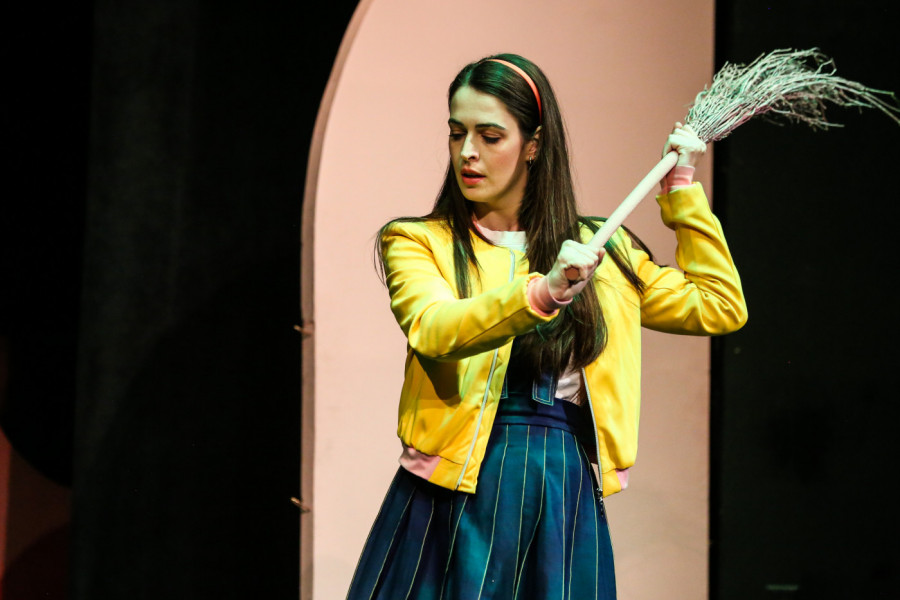 BRANKICA JE BILA NAJLEPŠA SRPSKA GLUMICA, PA JE NESTALA: Evo gde je danas i kako izgleda bivša devojka Miloša Bikovića!