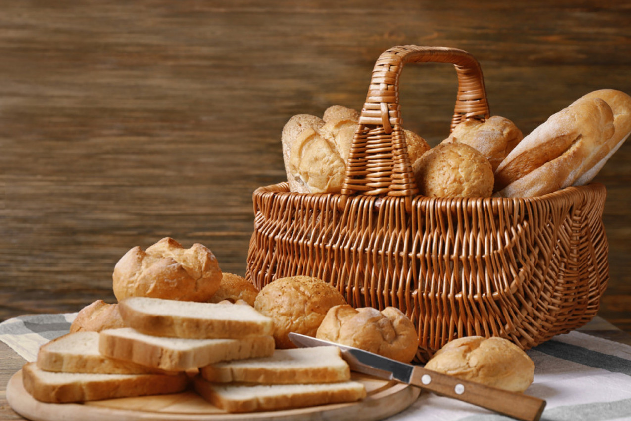 PET JASNIH ZNAKOVA DA ODMAH MORATE DA PRESTANETE DA JEDETE HLEB: Telo ne laže, ove promene su znak za uzbunu