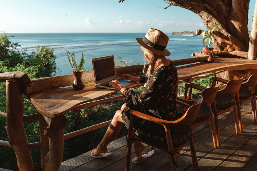 SVEKRVA VERA JOJ JE UOČI VENČANJA KRIŠOM DALA PORUKU: Kada ju je pročitala Anastasija je pobegla i krila se 15 godina, a onda je usledio šok preokret!